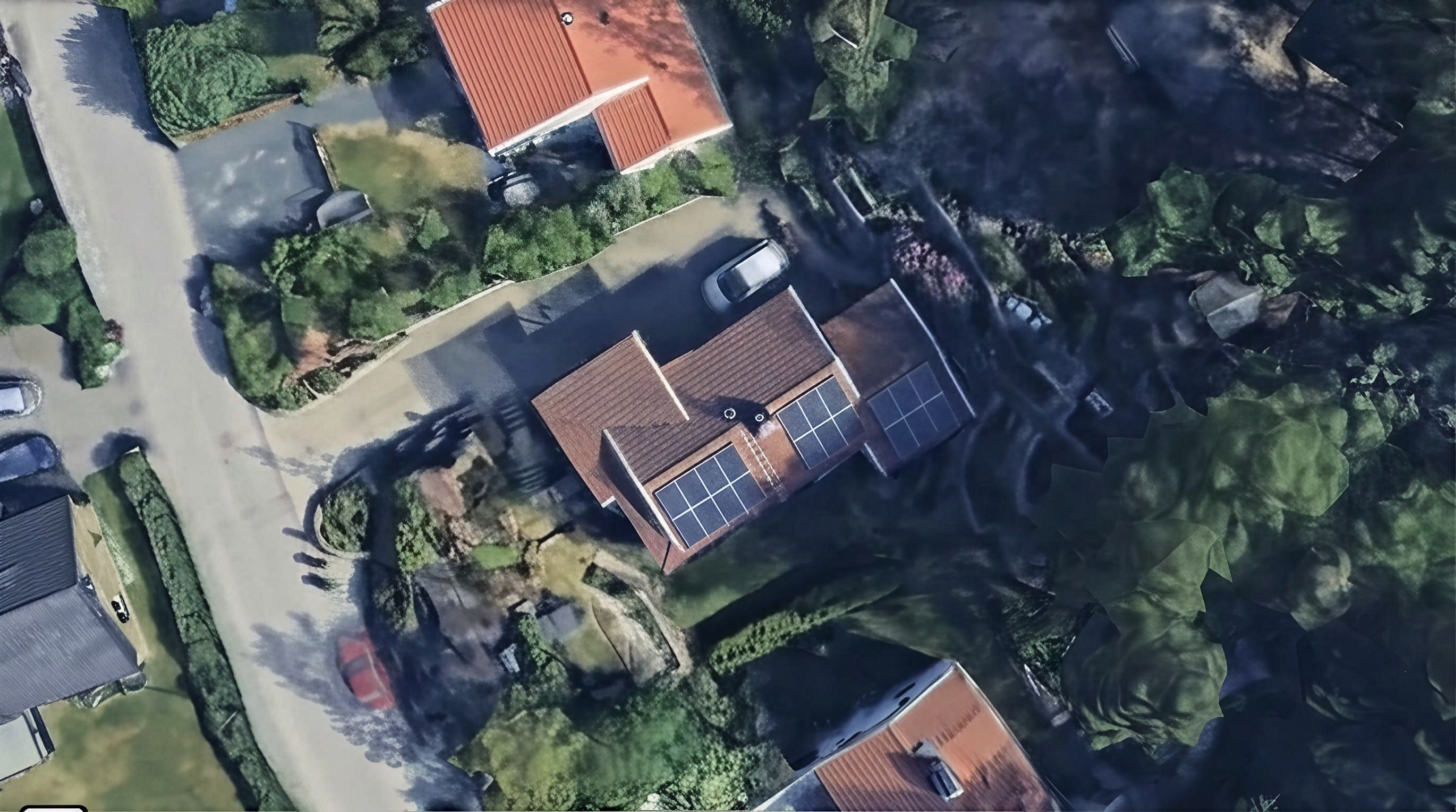 Solpaneler installerade på Gnejsvägen 16, Huddinge