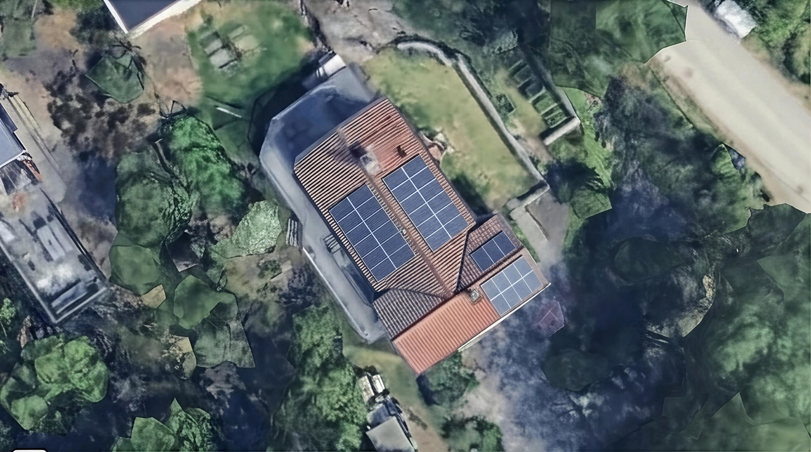 Solpaneler installerade på Storskogsvägen 41, Huddinge